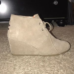 Toms booties